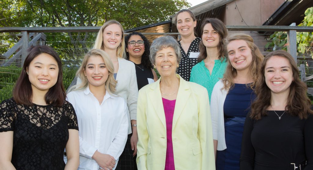 2019 Seattle AWIS undergraduate scholarship recipients and Scholarship Committee co-chairs.